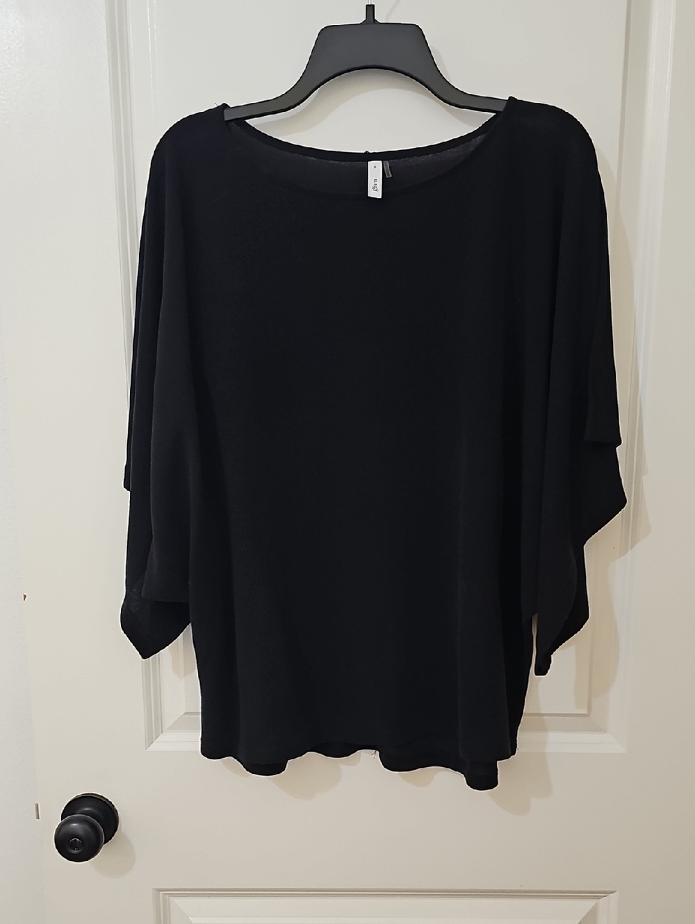 Glam Boutique Brand Black Batwing Flowy Top